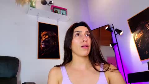 Milane online show from 06-20-26, 01:52