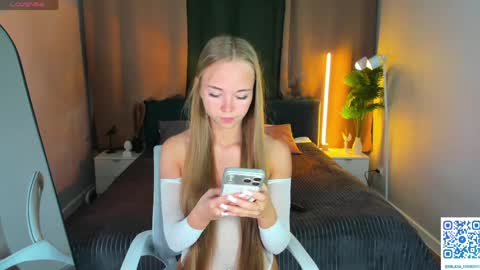 Milana online show from 06-08-26, 12:47