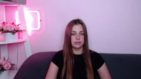 milanaangelas online show from 06-20-26, 04:54