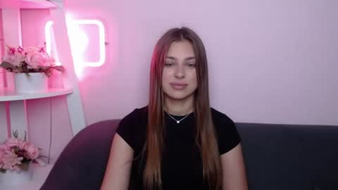 milanaangelas online show from 06-28-26, 04:40