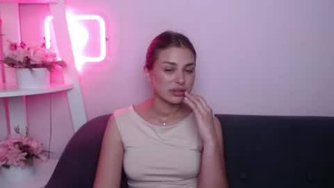 milanaangelas online show from 06-29-26, 10:15