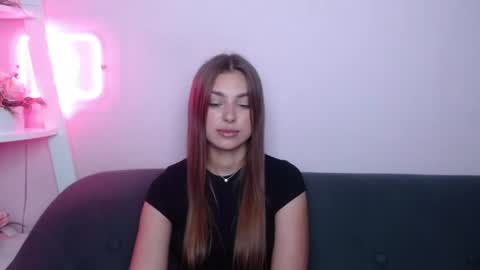 milanaangelas online show from 07-10-26, 04:50