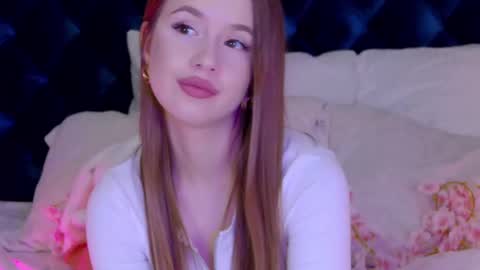 MilanaBalmain online show from 02-25-25, 11:08