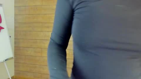 MilanaBalmain online show from 03-13-26, 04:30