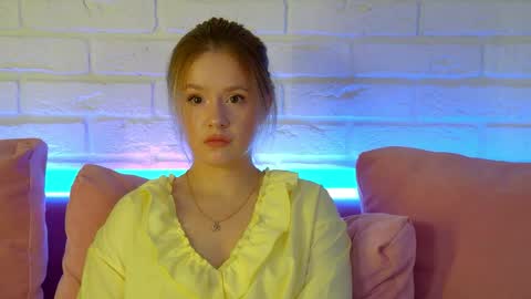 MilanaBalmain online show from 04-26-26, 04:21