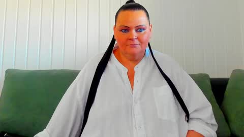 Lana online show from 03-19-26, 03:38