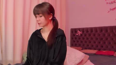 Milana online show from 04-26-26, 05:16