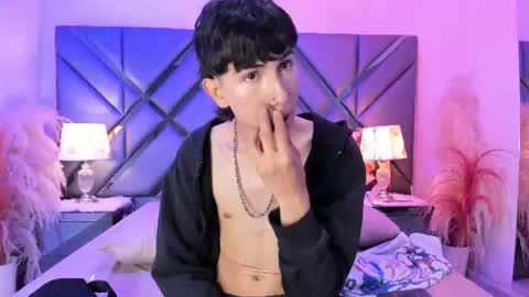 Snapshot of milanhair chatting on 06-16-26, 12:08 Milan online show from 06-16-26, 12:08