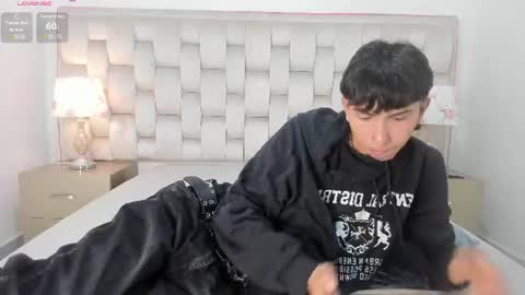 Snapshot of milanhair chatting on 06-18-26, 12:20 Milan online show from 06-18-26, 12:20