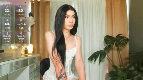 Snapshot of milansantana24 chatting on 10-27-25, 08:35 MILAN SANTANA online show from 10-27-25, 08:35