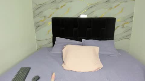 Snapshot of milarossii chatting on 03-13-26, 01:40 MilaRossi online show from 03-13-26, 01:40