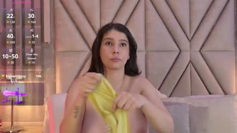 Snapshot of milarux chatting on 11-07-25, 09:04 milarux online show from 11-07-25, 09:04