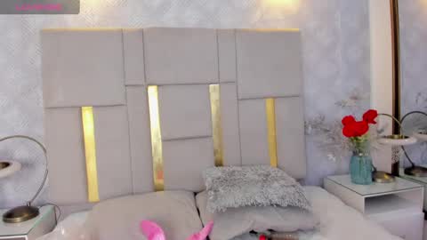 Cami  online show from 10-28-25, 11:03