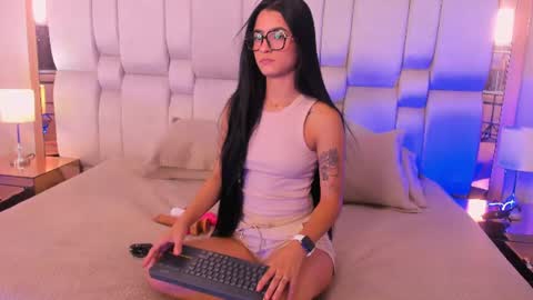 Milawink online show from 07-15-26, 03:28