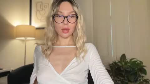 Mila online show from 07-13-26, 03:37