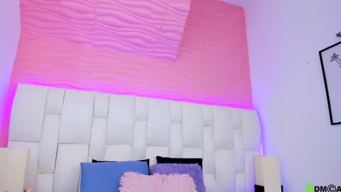 mile_loucrath online show from 02-04-25, 08:17