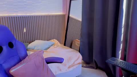 milena_lawson online show from 07-06-26, 12:57