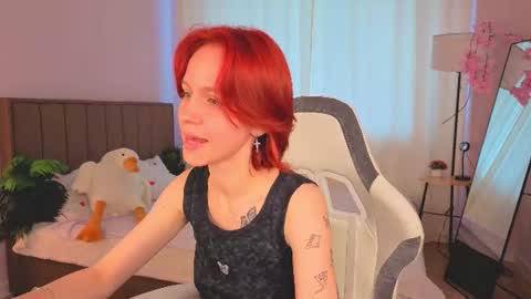 Milena online show from 07-18-26, 01:21