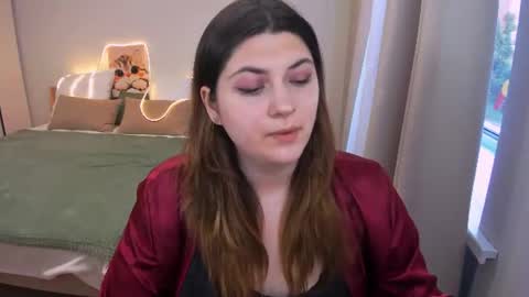 Snapshot of milenafiery chatting on 06-27-26, 05:23 milenafiery online show from 06-27-26, 05:23