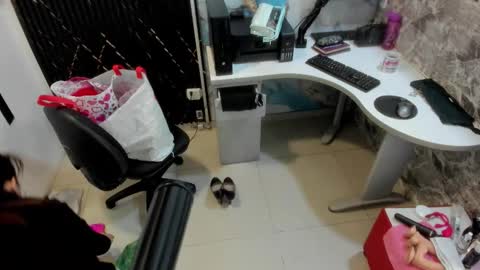 Snapshot of milenahot__69 chatting on 03-12-26, 10:54 Milena online show from 03-12-26, 10:54