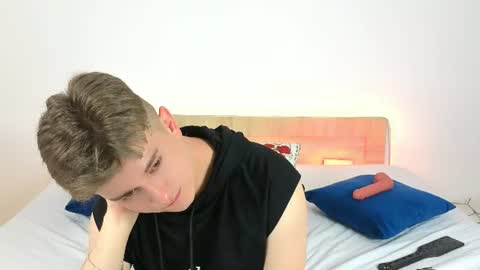 Miles online show from 06-18-26, 03:51