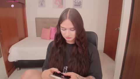 Miley online show from 01-14-26, 03:28