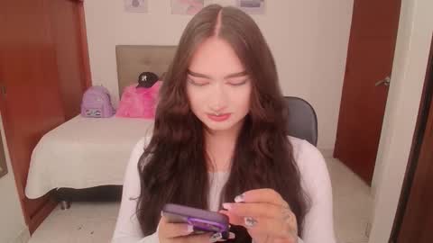 Miley online show from 03-03-26, 03:29