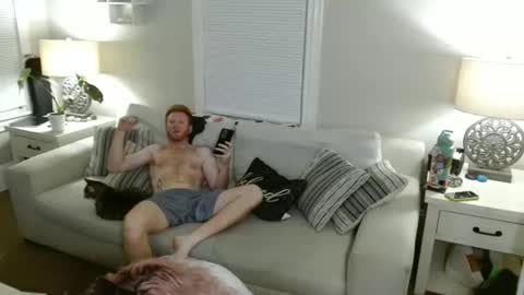 Snapshot of mileyosirisx chatting on 04-17-26, 12:24 Austin and Miley online show from 04-17-26, 12:24