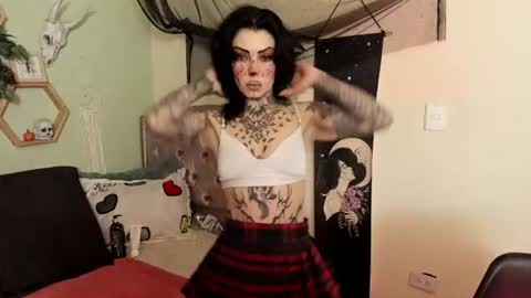Isabella online show from 06-16-26, 01:36