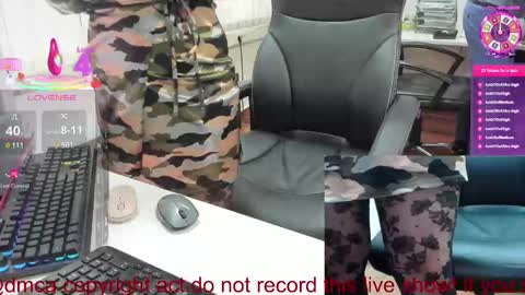 Snapshot of milf_viktoria chatting on 02-12-26, 11:16 Viktoria online show from 02-12-26, 11:16