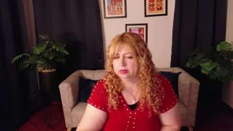 Snapshot of milfarlet chatting on 02-11-26, 03:06 Arlet online show from 02-11-26, 03:06