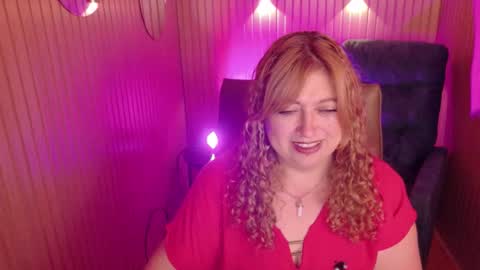 Snapshot of milfarlet chatting on 02-21-26, 01:56 Arlet online show from 02-21-26, 01:56