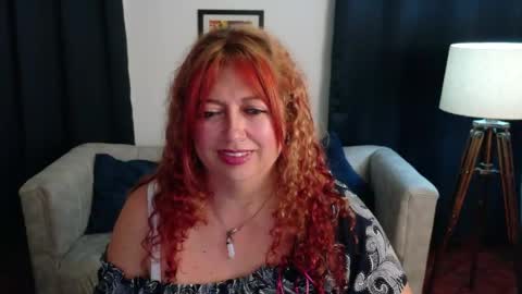 Snapshot of milfarlet chatting on 06-03-26, 02:44 Arlet online show from 06-03-26, 02:44