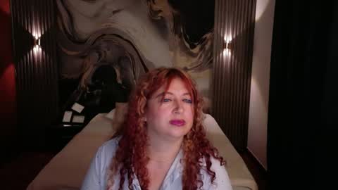 Snapshot of milfarlet chatting on 06-05-26, 02:34 Arlet online show from 06-05-26, 02:34