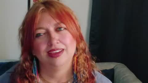 Snapshot of milfarlet chatting on 07-07-26, 02:21 Arlet online show from 07-07-26, 02:21