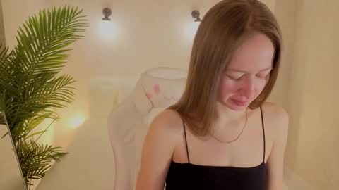 Snapshot of milfcruze chatting on 01-06-26, 01:20 milfcruze online show from 01-06-26, 01:20