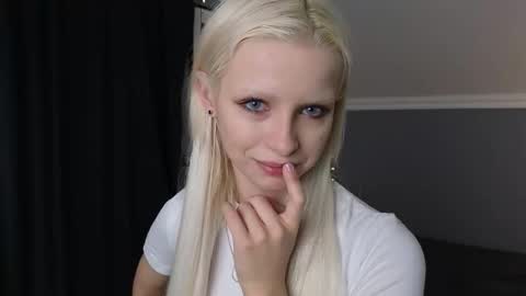 Eva online show from 03-14-26, 12:32