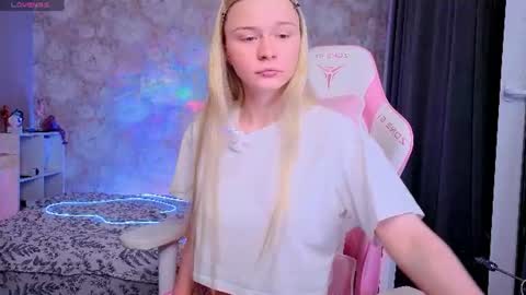 Milia online show from 07-19-26, 08:45