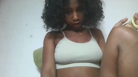 Snapshot of milinasy chatting on 02-11-26, 06:07 milinasy online show from 02-11-26, 06:07