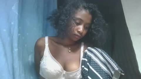 Snapshot of milinasy chatting on 03-19-26, 02:54 milinasy online show from 03-19-26, 02:54