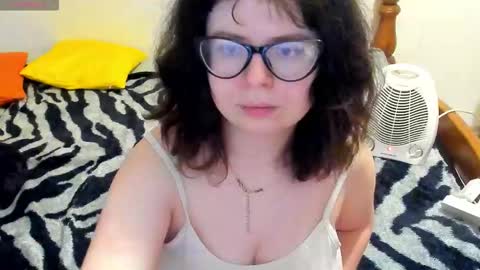 Snapshot of milisasweet chatting on 01-18-26, 12:53 MilisaSweet online show from 01-18-26, 12:53