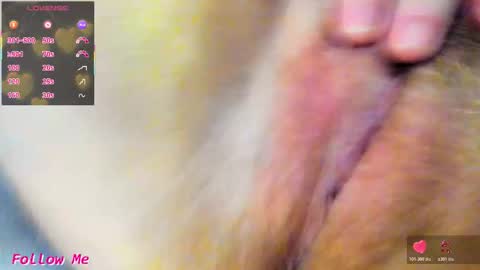 Snapshot of milisasweet chatting on 02-20-26, 11:38 MilisaSweet online show from 02-20-26, 11:38