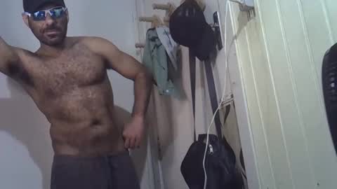 Snapshot of militaryx chatting on 01-08-26, 09:39 militaryx online show from 01-08-26, 09:39