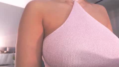 Snapshot of milk_bunny_ chatting on 03-13-26, 05:14 milk_bunny_ online show from 03-13-26, 05:14