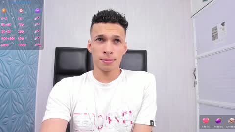 Snapshot of milk_max18 chatting on 12-09-24, 07:50 MAX online show from 12-09-24, 07:50