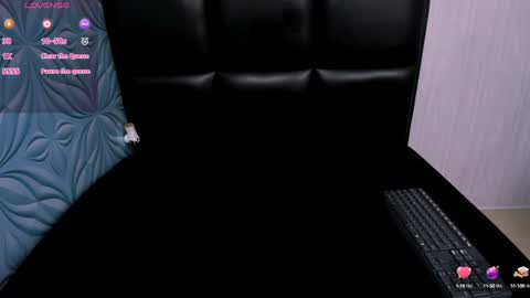 Snapshot of milk_max18 chatting on 01-23-25, 12:46 MAX online show from 01-23-25, 12:46