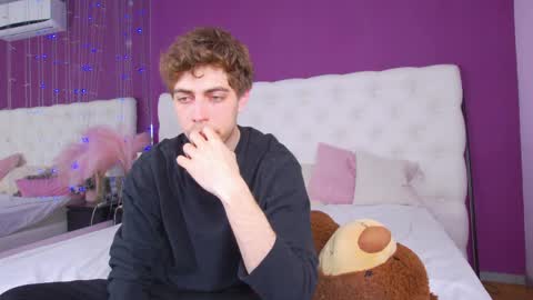 Snapshot of milkhunter_ chatting on 04-11-26, 07:45 milkhunter_ online show from 04-11-26, 07:45