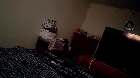 milkme956 online show from 10-21-25, 02:51