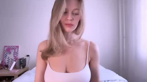 milky__way_ online show from 07-30-26, 03:22