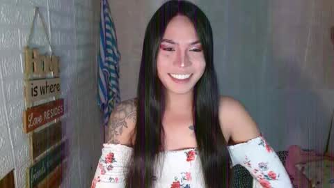 Snapshot of milkycumnel23 chatting on 10-20-25, 11:54 NEL 23 online show from 10-20-25, 11:54